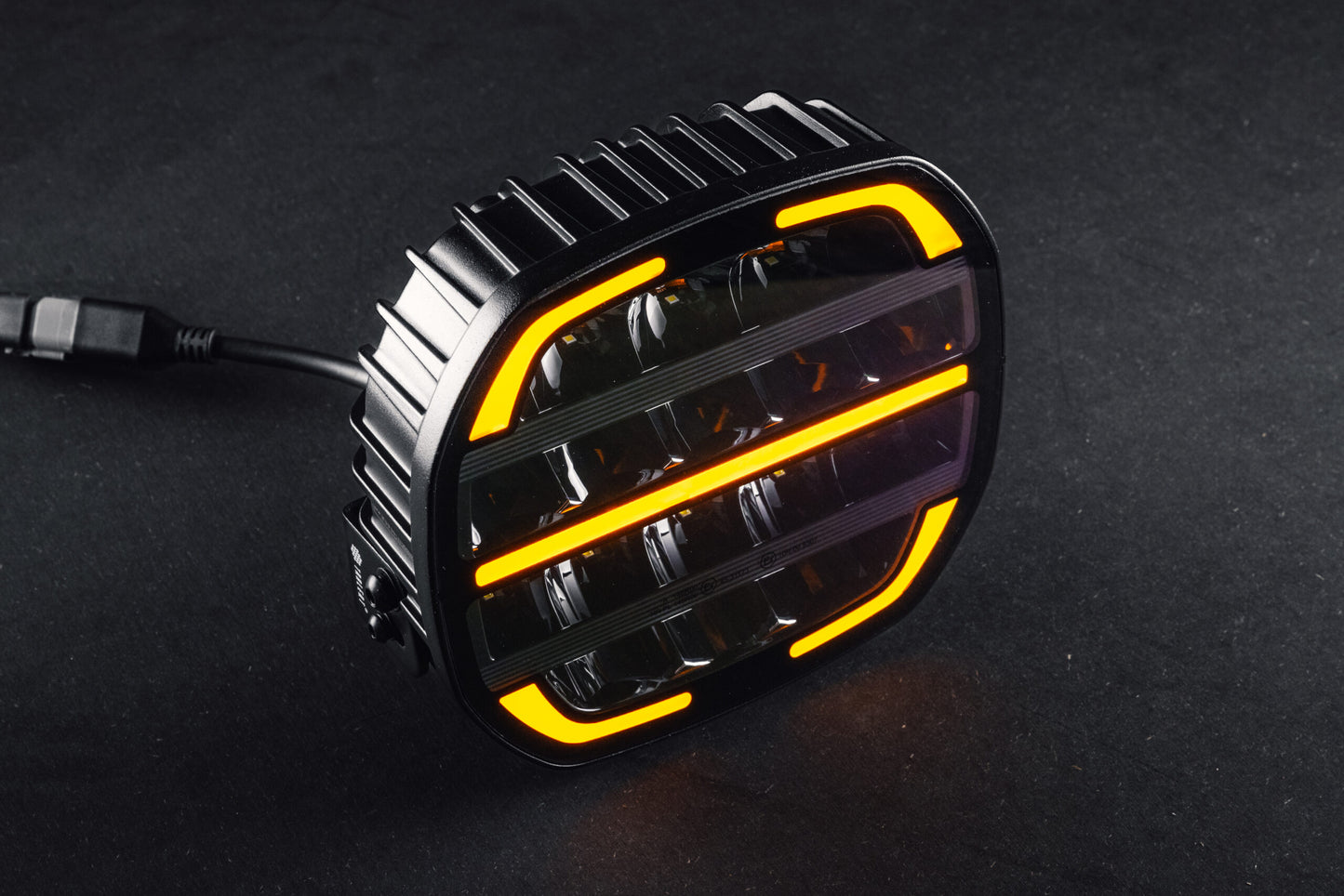 Phantom Series LED spotlight Darklook/black 12-24v / 16,000lm