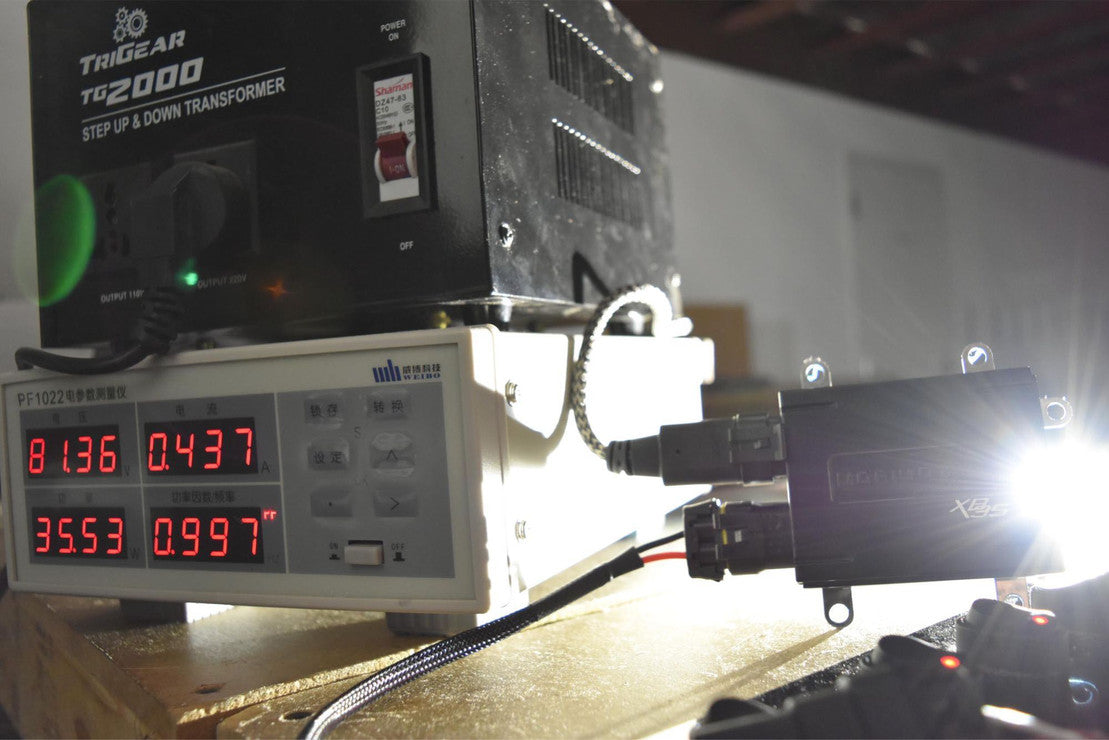 AMP: MORIMOTO XB35 2.0 HID BALLASTS